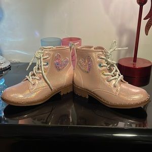 Girls size 11 pink glitter boots with a star confetti heart on both sides